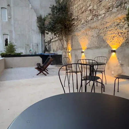 3ºe 24 De Julho Terrace דירה *